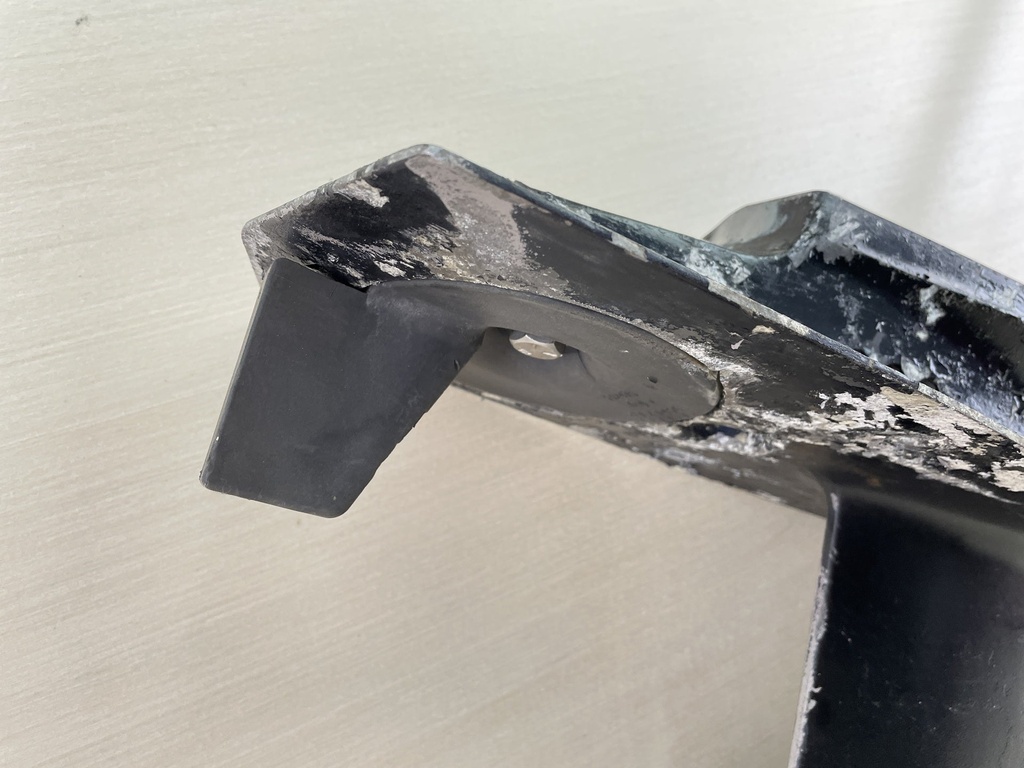 2001 Johnson Evinrude 40 50 HP 2 Stroke 20" Lower Unit Gear Case 0435280