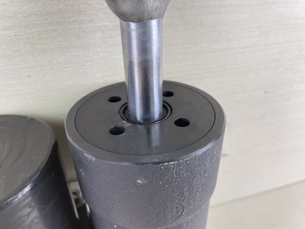 2016 Evinrude 60HP Etec 2 Stroke Outboard Power Trim Tilt Unit Assembly 5009035