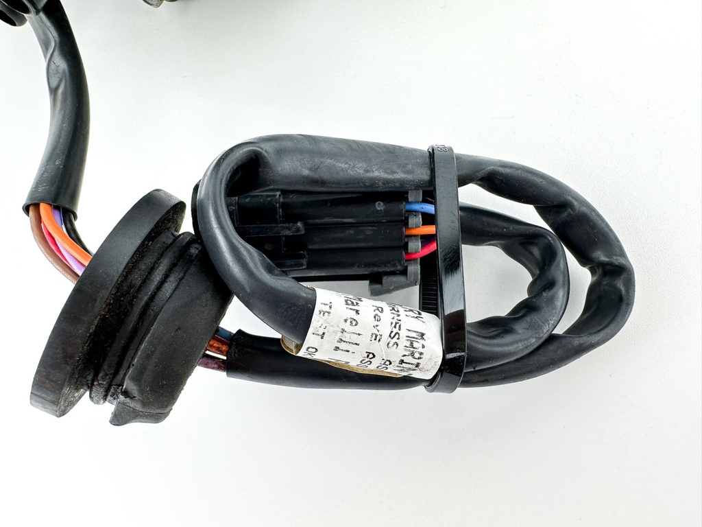 2006 Mercury 275 HP 4 Stroke Outboard FSM Fuel Supply Module 880596T02 OEM