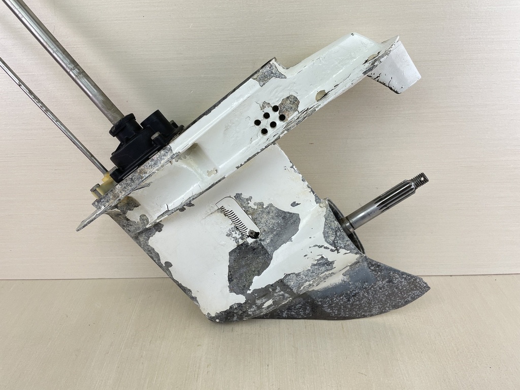 89 - 92 Johnson Evinrude 40 50 HP 2 Stroke Outboard 20" Lower Unit Gear Case 0435277