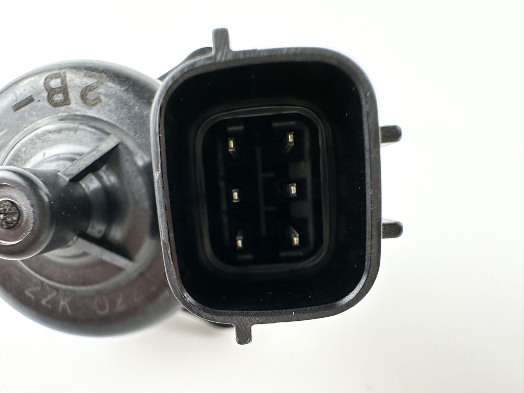 2003 Yamaha 225 HP 4 Stroke Outboard Idle Speed Control Valve ISC IAC 68V-1312A-00-00 OEM