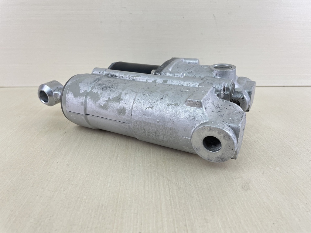 Johnson Evinrude 40HP 50 HP Power Trim & Tilt Unit 0438135 0435903