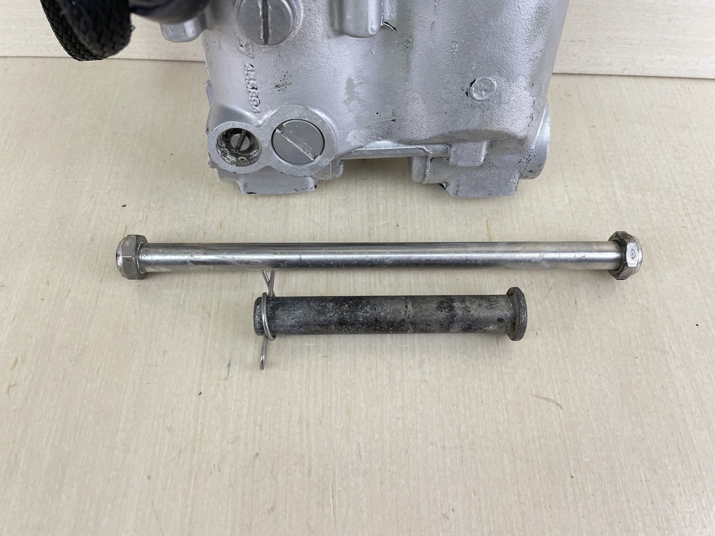 Johnson Evinrude 40HP 50 HP Power Trim & Tilt Unit 0438135 0435903