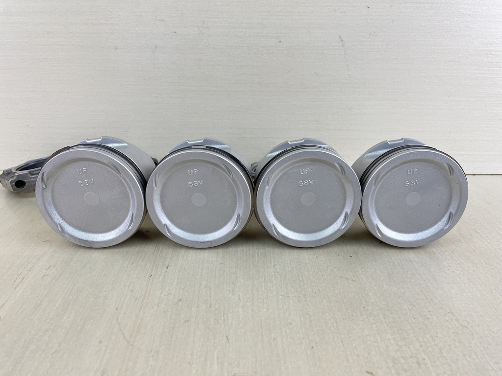 2006 Yamaha 115HP 4 Stroke Outboard Piston Connecting Rod Set 68V-W1164-01-00