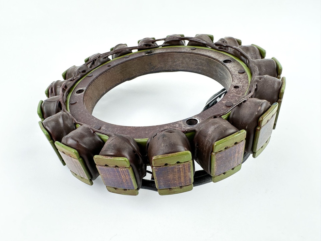 2004 Yamaha 150 HP 4 Stroke Outboard Stator Assembly 63P-81410-00-00 OEM
