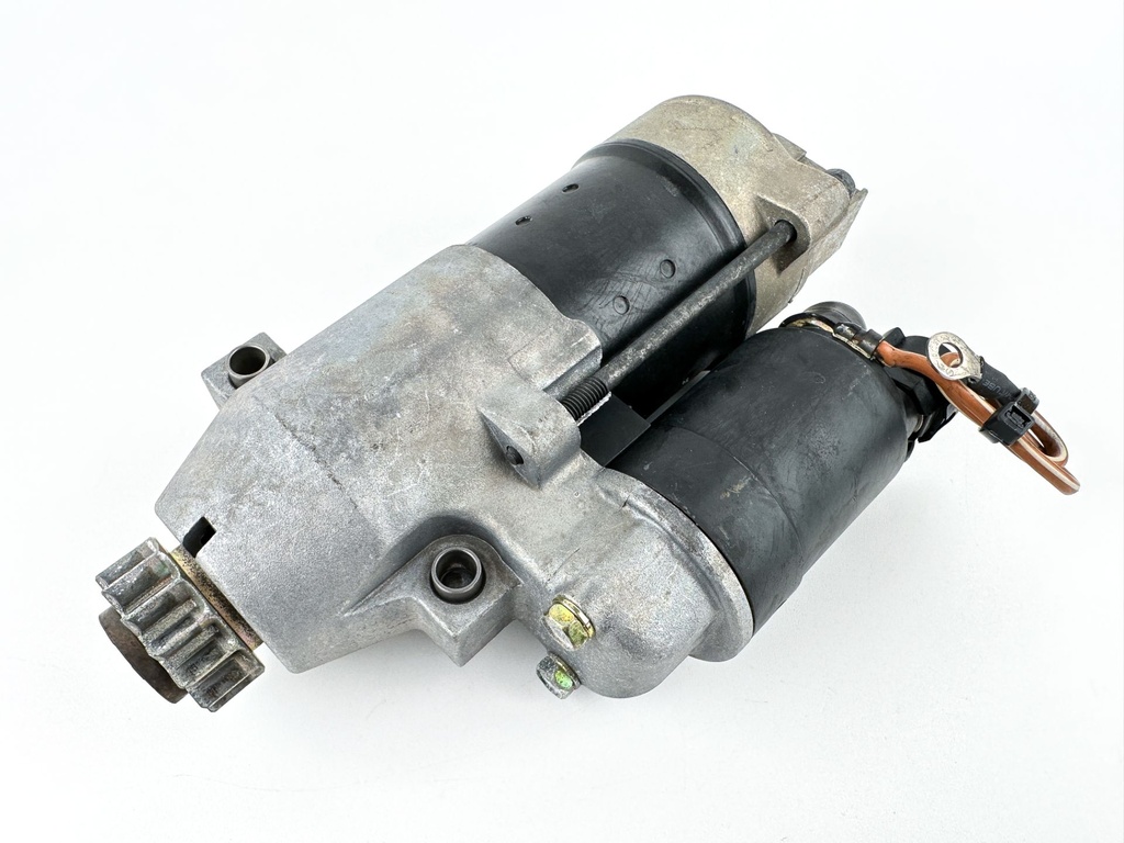2005 Yamaha 115 HP 4 Stroke Outboard Starter Motor 68V-81800-01-00 OEM