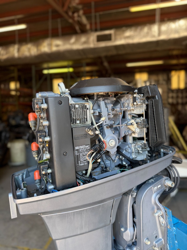 2006 Yamaha 90HP 2 Stroke Outboard Engine W/ 20" Shaft Carbureted
