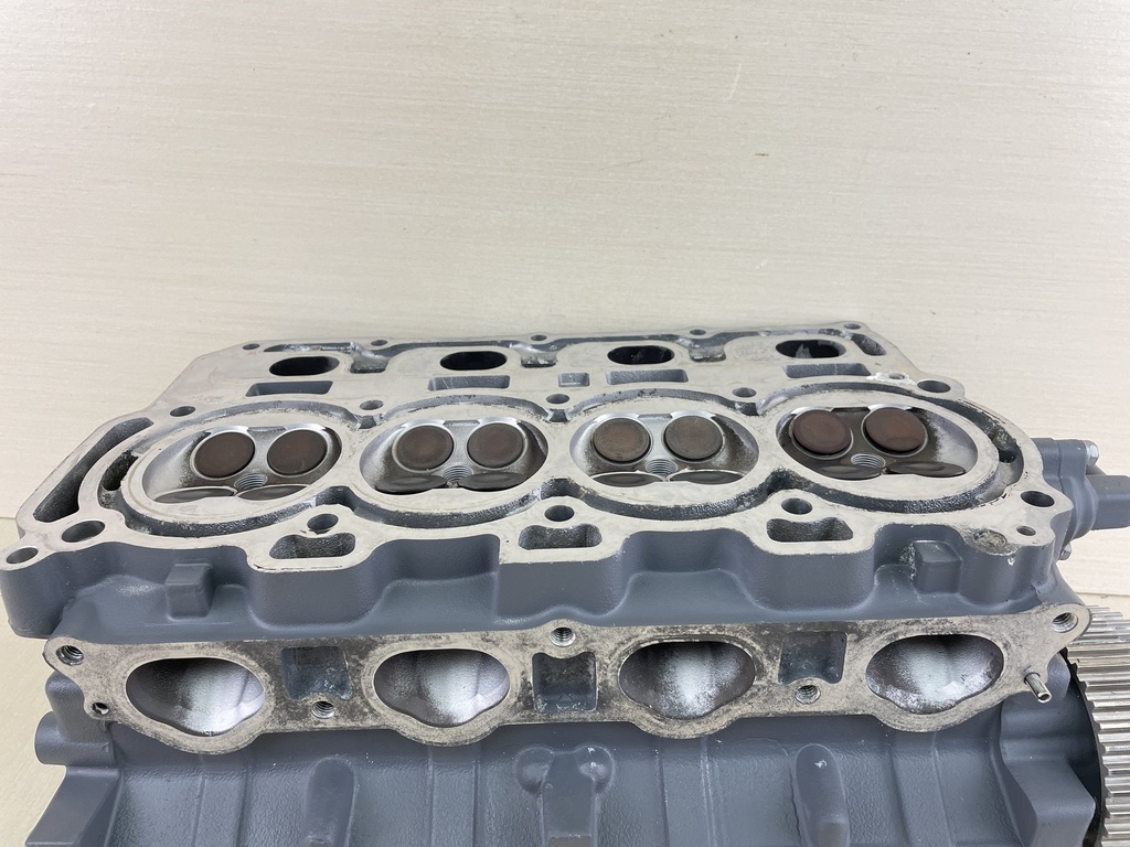 2006 Yamaha 115HP 4 Stroke Outboard Cylinder Head 68V-W009A-05-1S