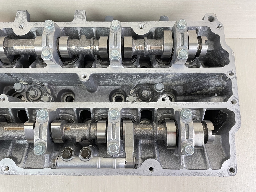 2006 Yamaha 115HP 4 Stroke Outboard Cylinder Head 68V-W009A-05-1S