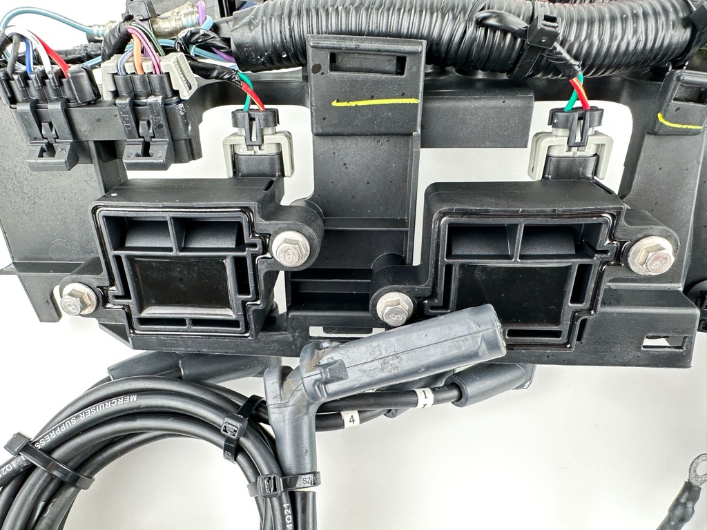 2018 Mercury 115 HP 4 Stroke Outboard Wire Harness W/ Regulator and Ignition Coils 8M0088060