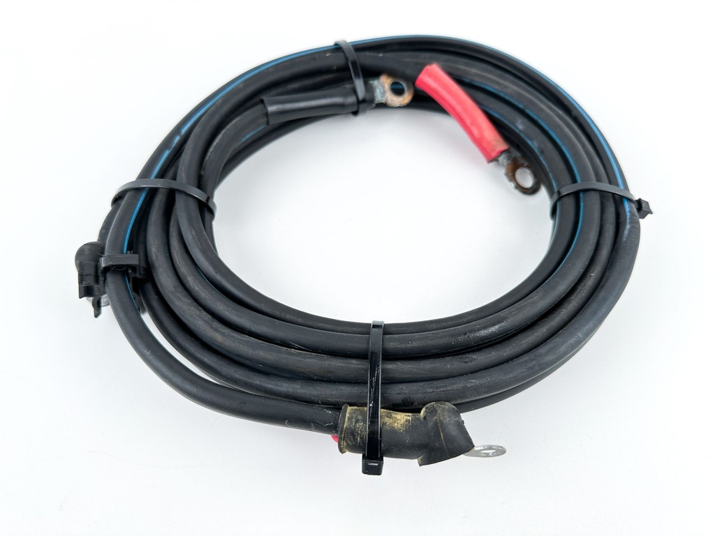 2004 Yamaha 90 HP 2 Stroke Outboard Battery Cables 6H0-82105-J1-00 OEM