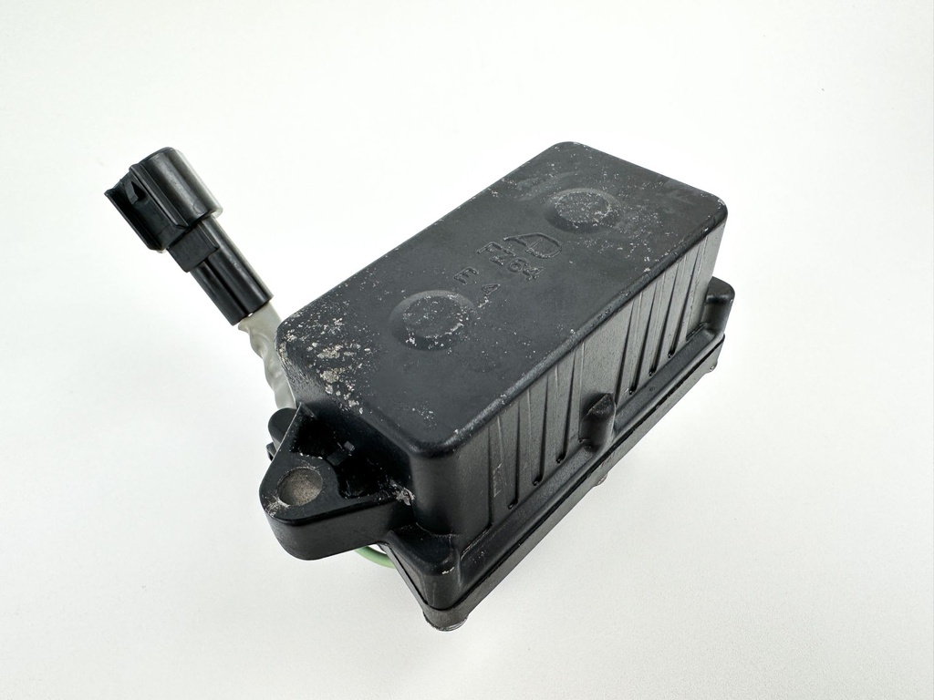 2004 Yamaha 90 HP 2 Stroke Outboard Trim Tilt Relay 61A-81950-00-00 OEM