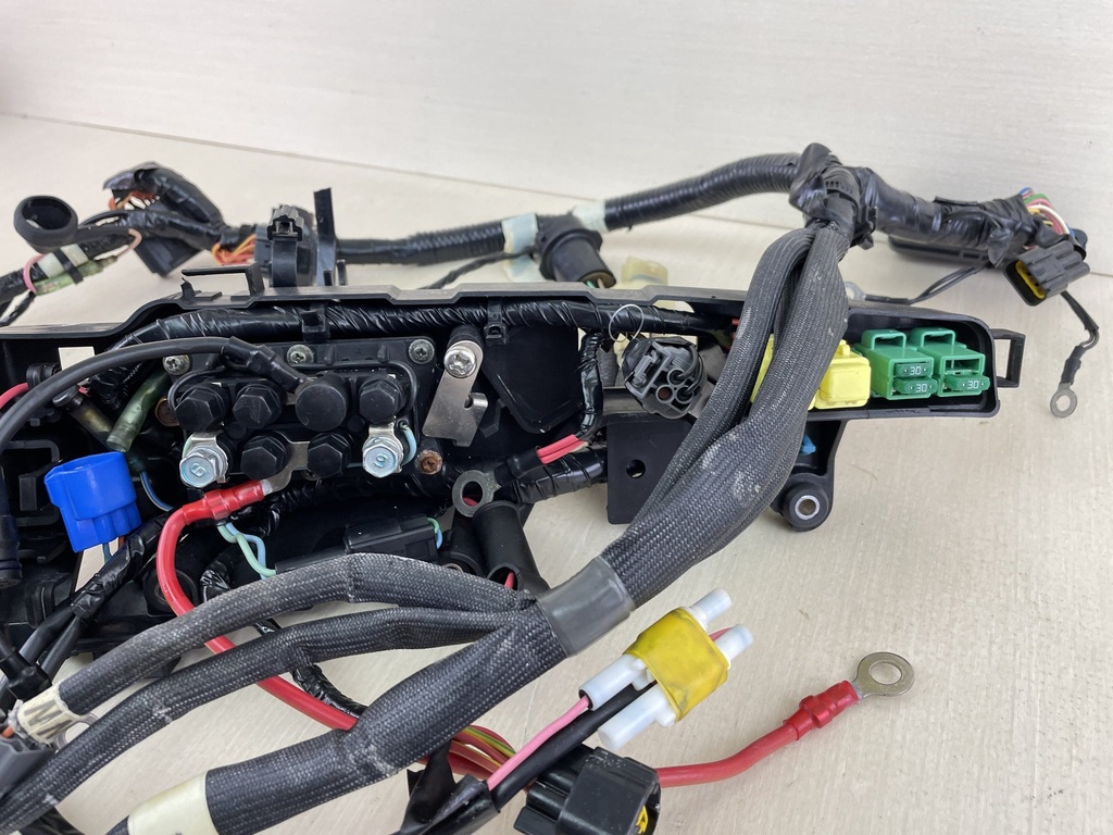 2006 Yamaha 115HP 4 Stroke Outboard Engine Wire Harness Assembly 68V-82590-50-00