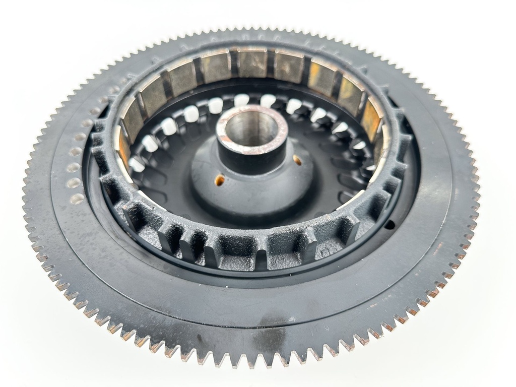 2014 Evinrude 300 HP 2 Stroke Outboard Flywheel 0586966 OEM