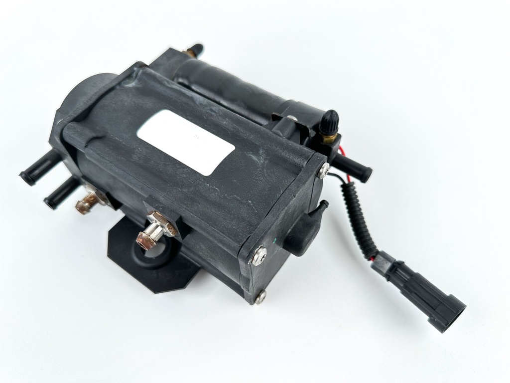 2013 Evinrude 250 HP 2 Stroke Outboard Vapor Separator Tank VST 5006063 OEM