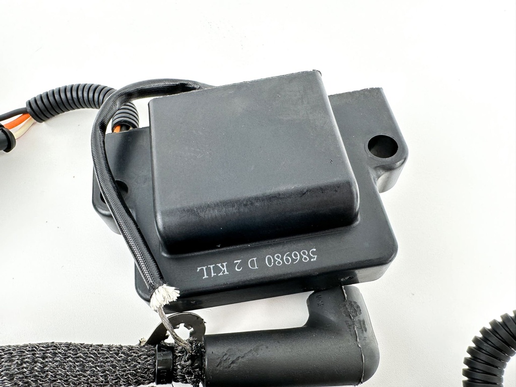 2013 Evinrude 250 HP 2 Stroke Outboard Ignition Coil Set 0587275 OEM