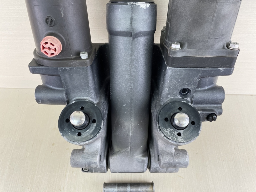 2004 - 2011 Suzuki 200 225 250 Outboard Power Trim & Tilt Unit Assembly 48500-93J05