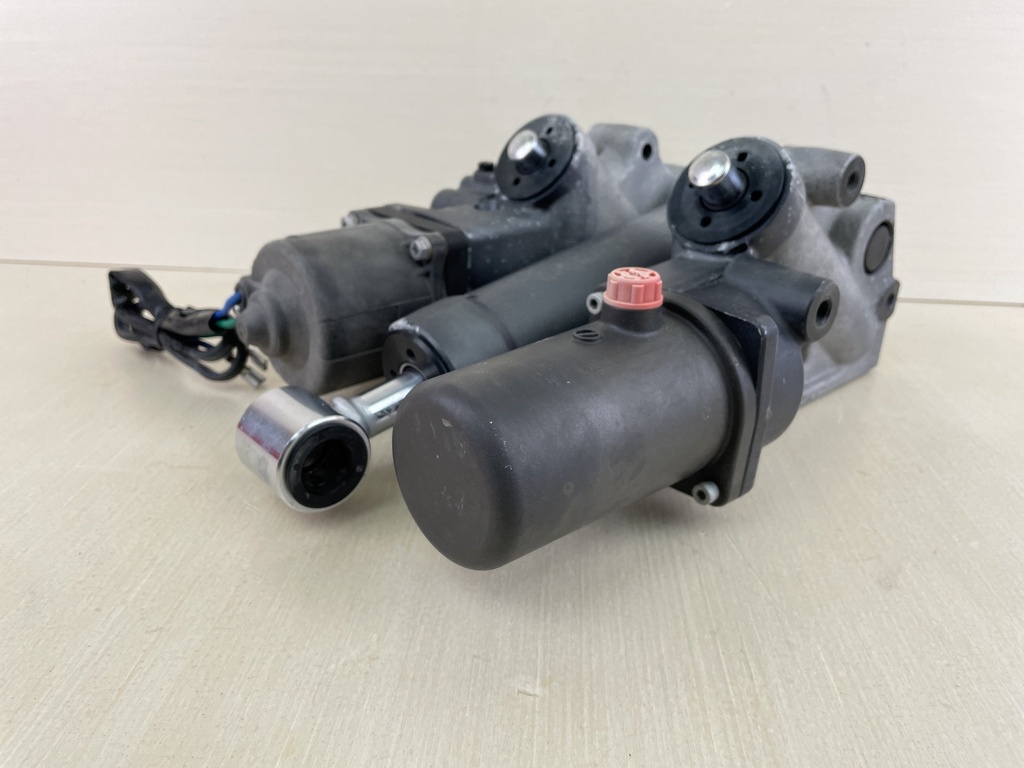 2004 - 2011 Suzuki 200 225 250 Outboard Power Trim & Tilt Unit Assembly 48500-93J05