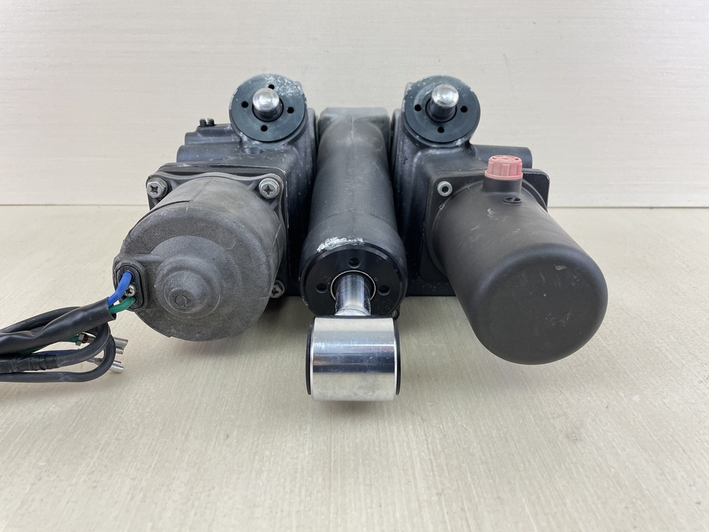 2004 - 2011 Suzuki 200 225 250 Outboard Power Trim & Tilt Unit Assembly 48500-93J05