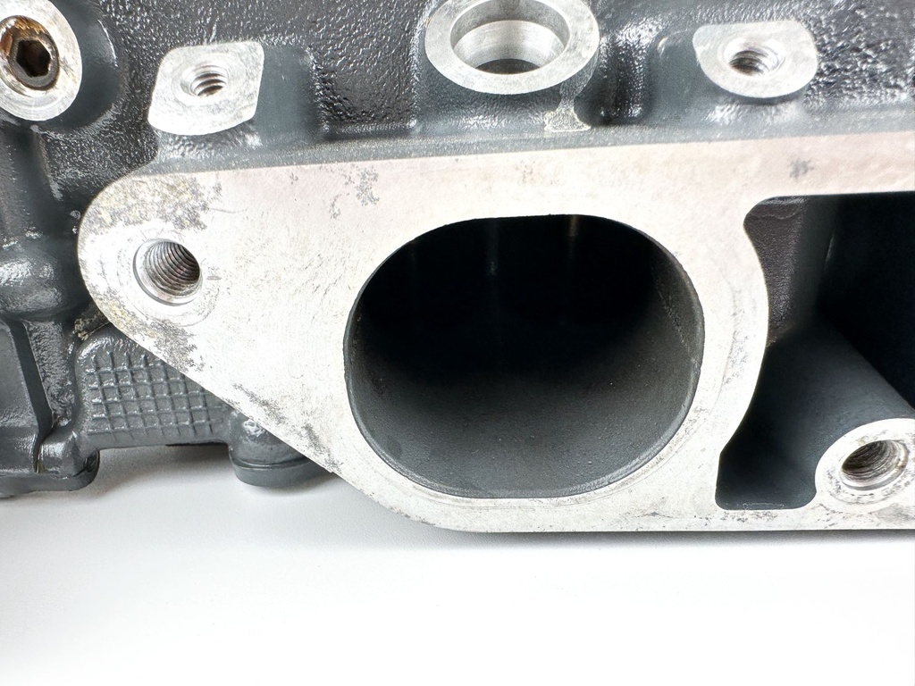 2009 Yamaha 250 HP 4 Stroke Outboard Port Cylinder Head 6P2-W009C-02-9S OEM