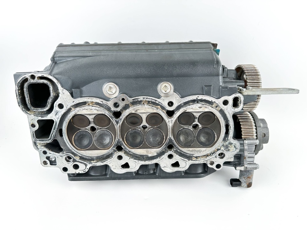 2009 Yamaha 250 HP 4 Stroke Outboard Port Cylinder Head 6P2-W009C-02-9S OEM