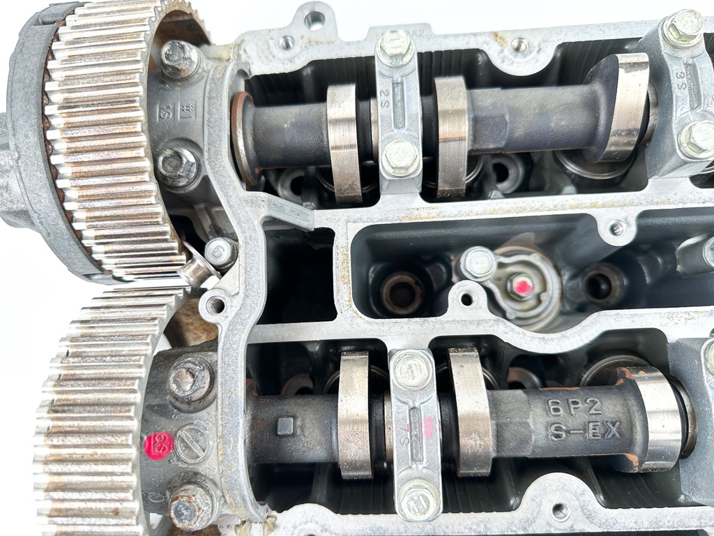 2009 Yamaha 250 HP 4 Stroke Outboard Starboard Cylinder Head 6P2-W009A-02-9S OEM