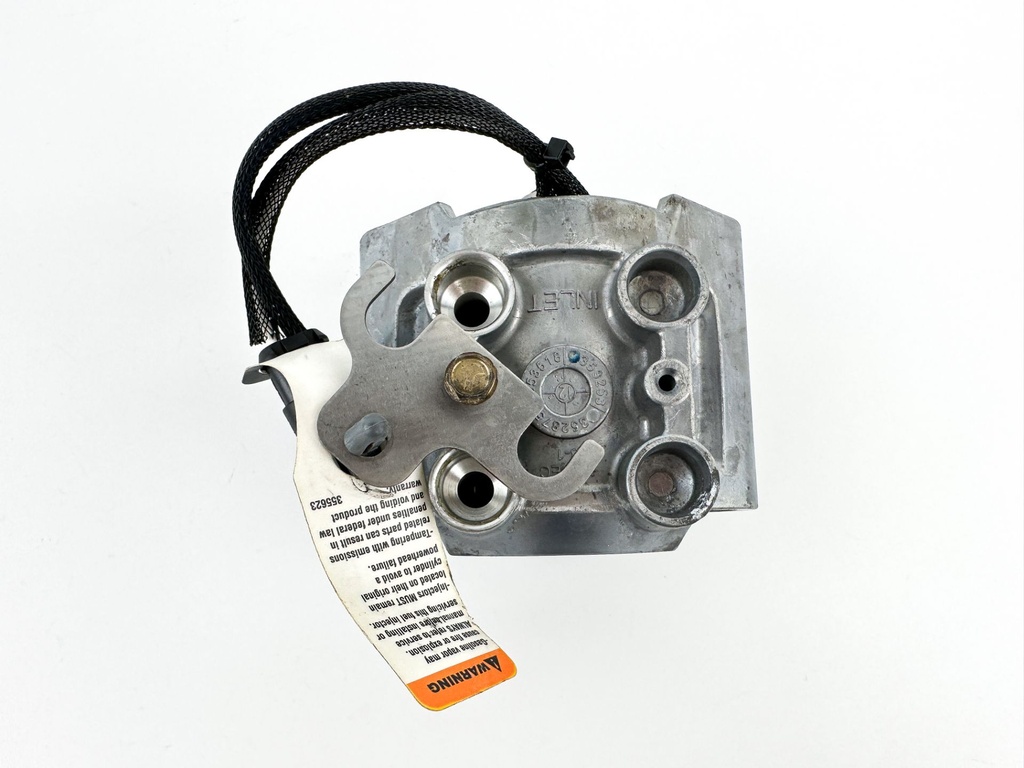 2013 Evinrude 250 HP 2 Stroke Outboard Port Side Fuel Injector 5007764 OEM