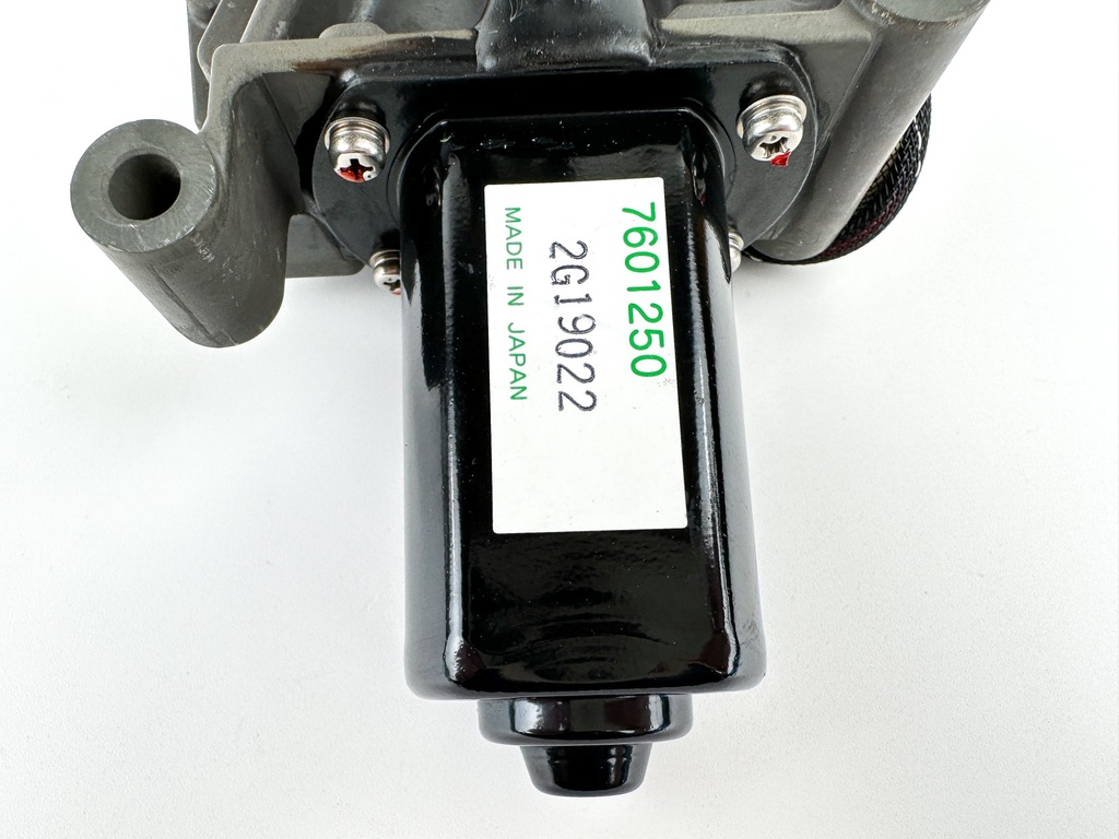 2013 Evinrude 250 HP 2 Stroke Outboard Throttle Actuator 0587086 OEM