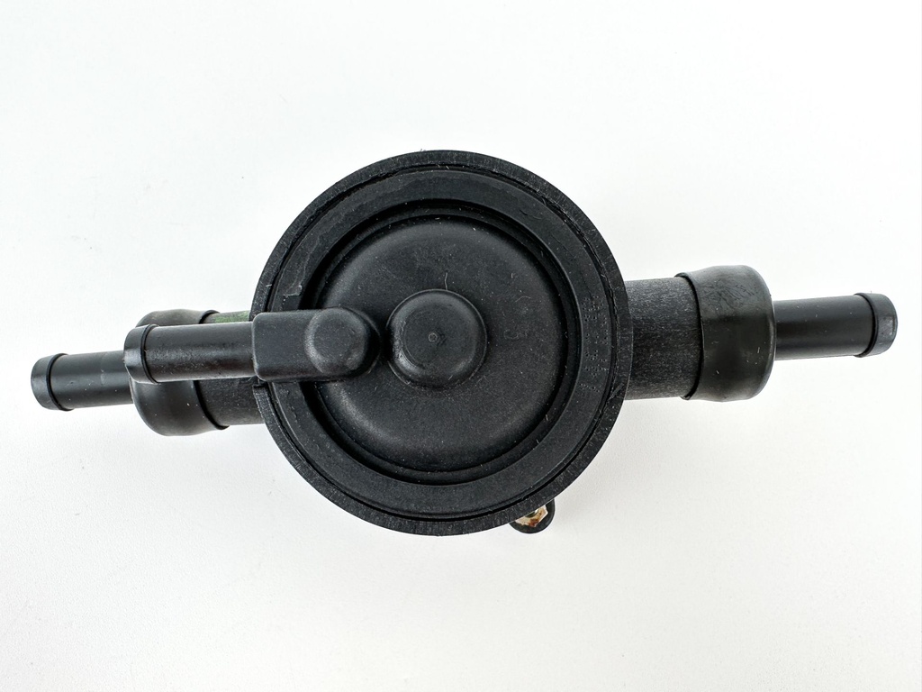 2014 Evinrude 300 HP 2 Stroke Outboard Secondary Lift Pump 5007581 OEM