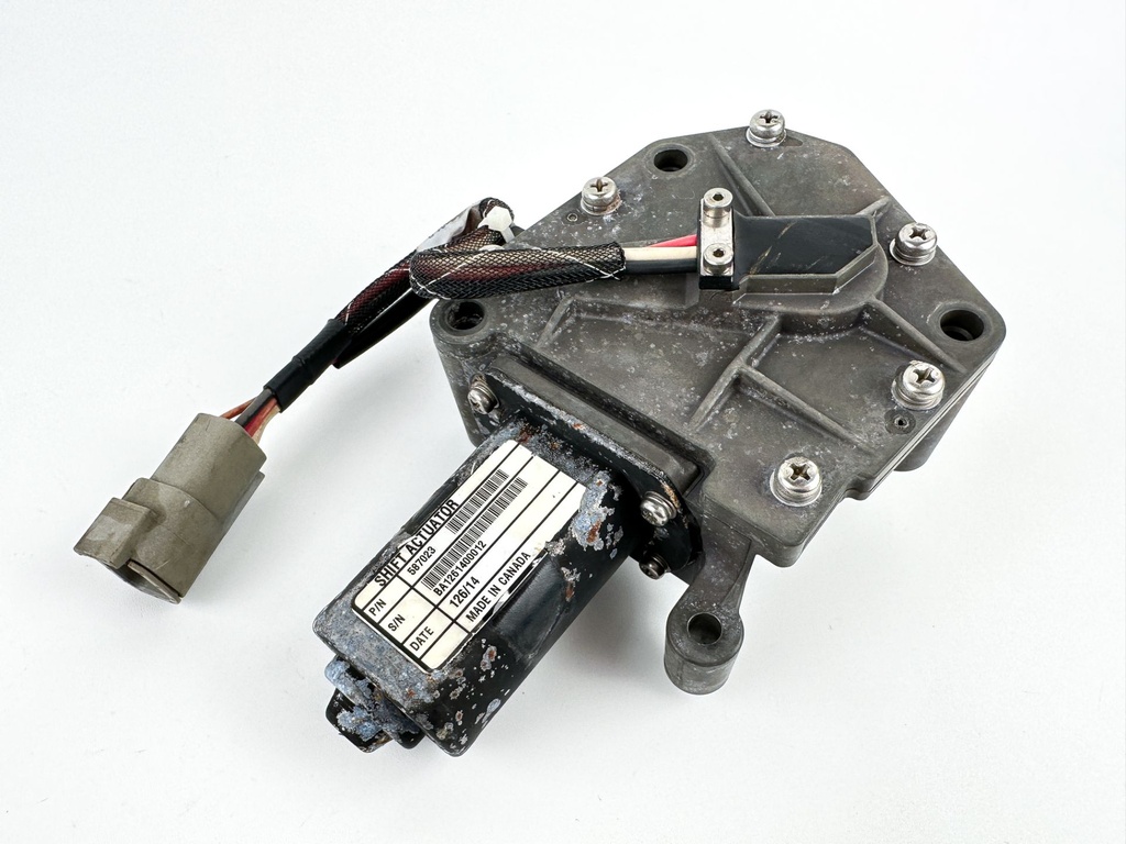 2014 Evinrude 300 HP 2 Stroke Outboard Shift Actuator 0587087 OEM