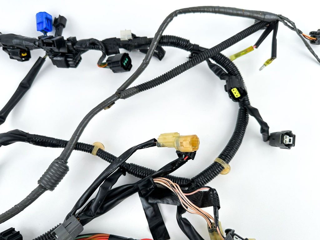 2004 Yamaha 150 HP 4 Stroke Outboard Engine Wire Harness 63P-82590-10-00 OEM