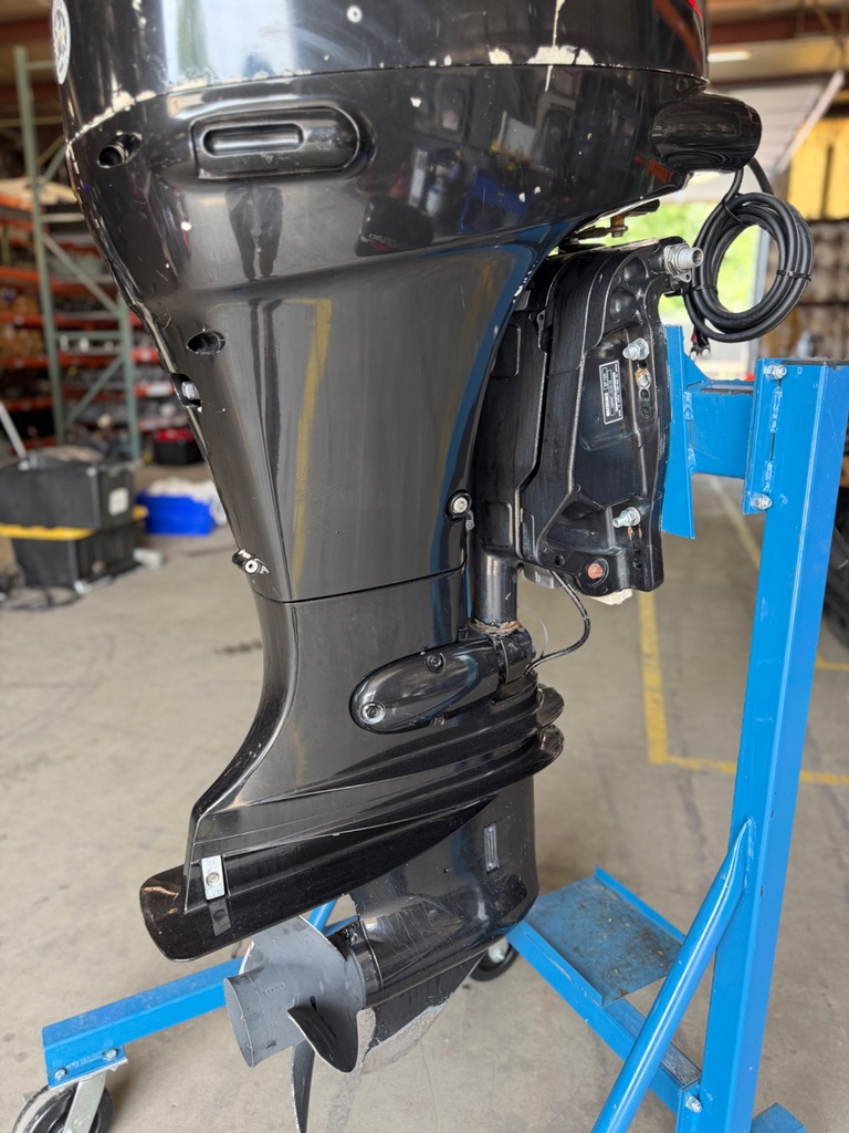 2010 Suzuki DF100 100HP 4 Stroke Outboard 25" XL Shaft - 160 Hours