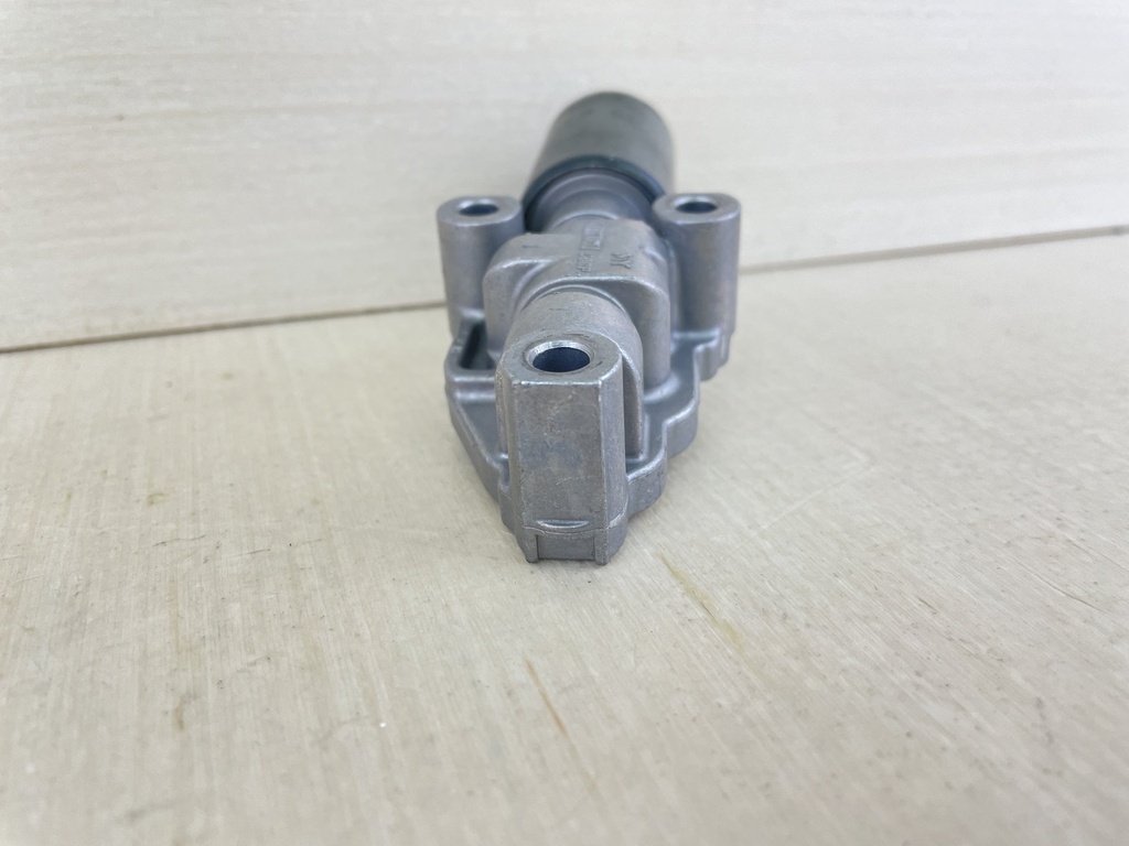 2007 Yamaha 250HP 4 Stroke Outboard Solenoid Valve Assembly 6P2-86120-00-00