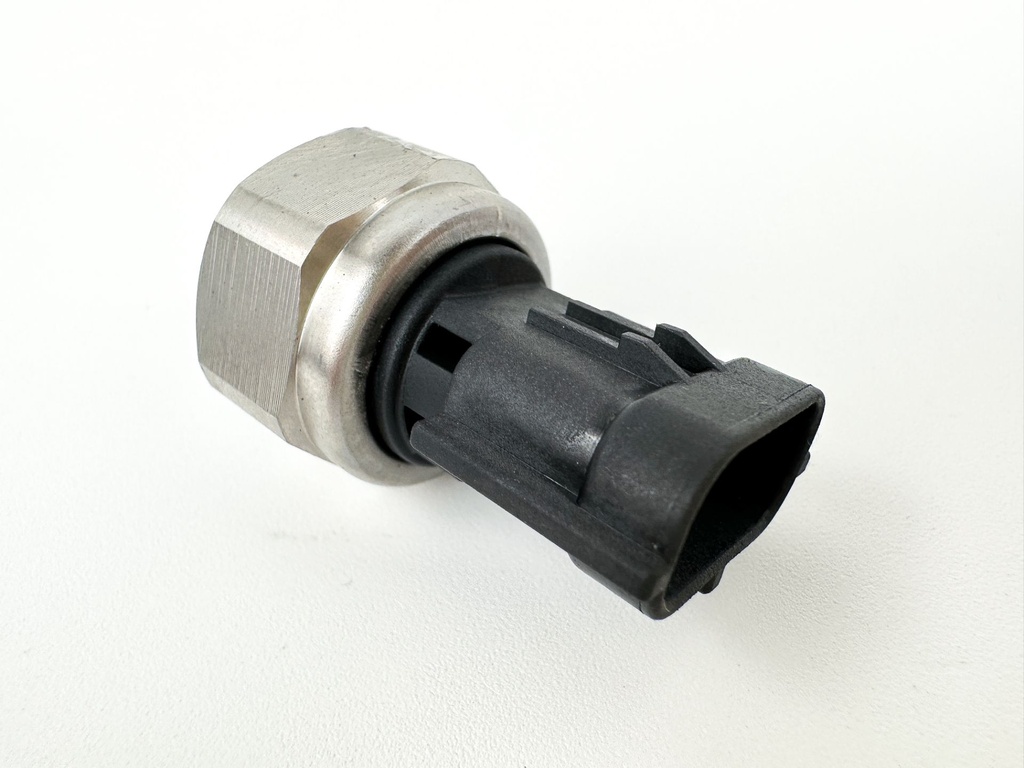 2015 Yamaha 150 HP 4 Stroke Outboard Oil Pressure Sensor 6AW-83651-00-00 OEM