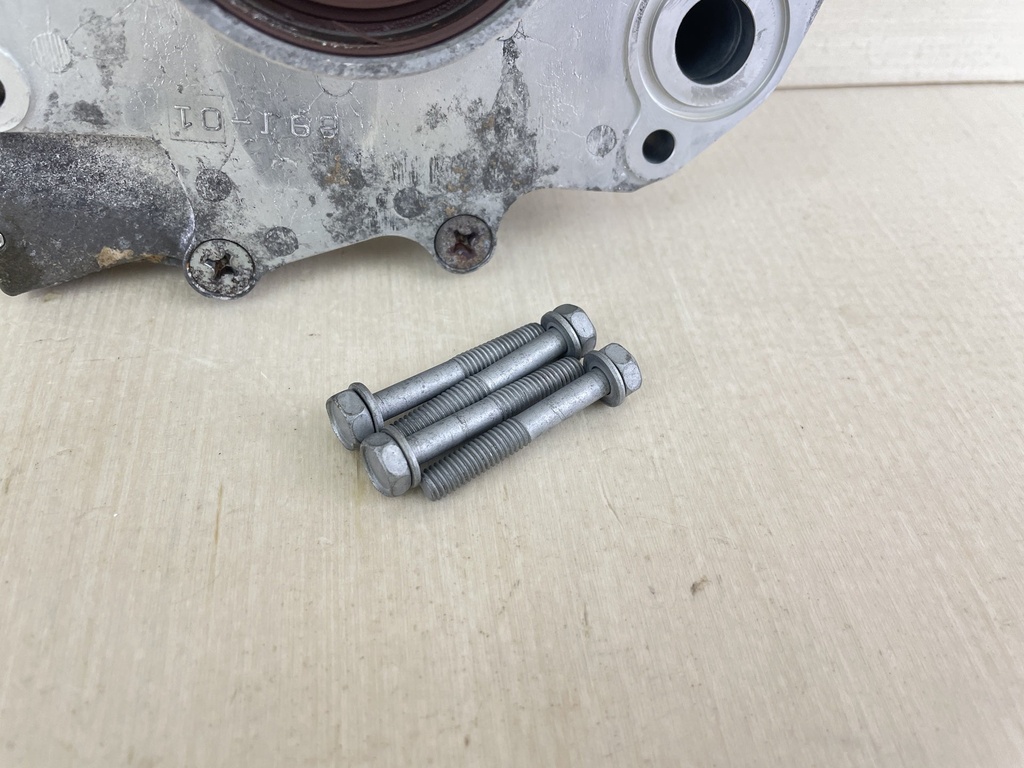 2007 Yamaha 250HP 4 Stroke Outboard Oil Pump Assembly 69J-13300-01-00