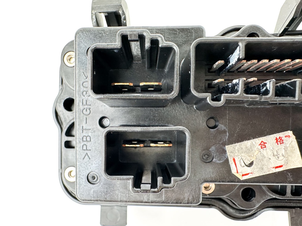 2015 Yamaha 150 HP 4 Stroke Outboard Fuse Box 63P-82170-02-00 OEM