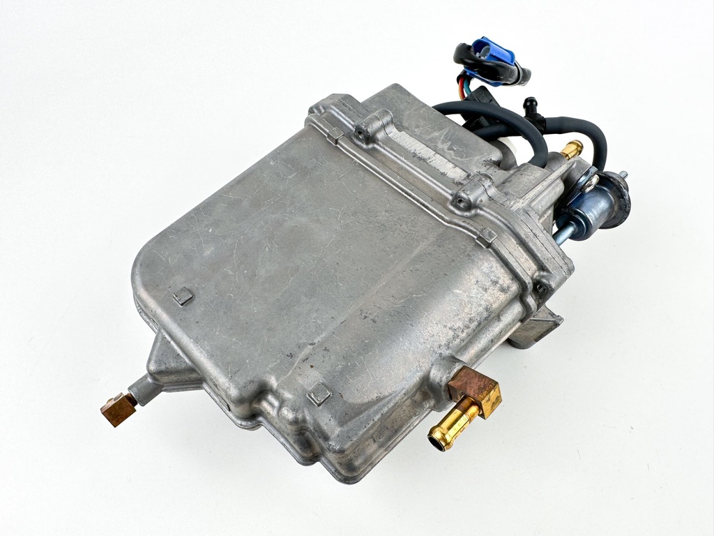 2015 Yamaha 150 HP 4 Stroke Outboard VST Float Chamber Assembly 63P-14180-20-00 OEM