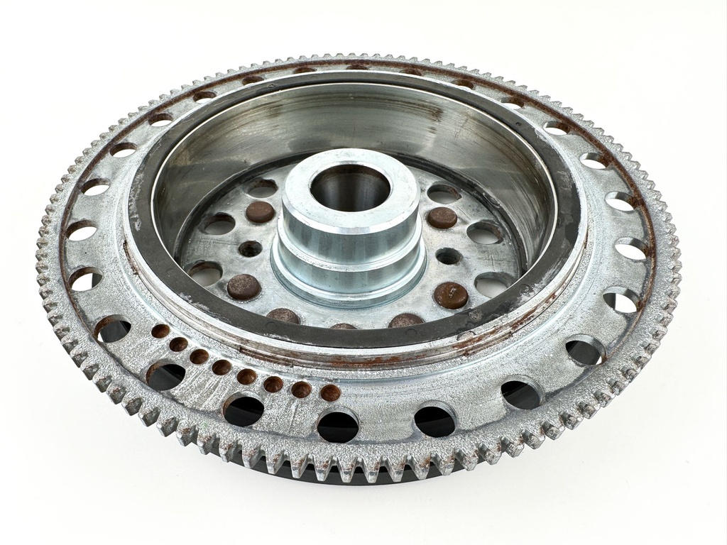 2015 Yamaha 150 HP 4 Stroke Outboard Flywheel Rotor 63P-81450-00-00 OEM
