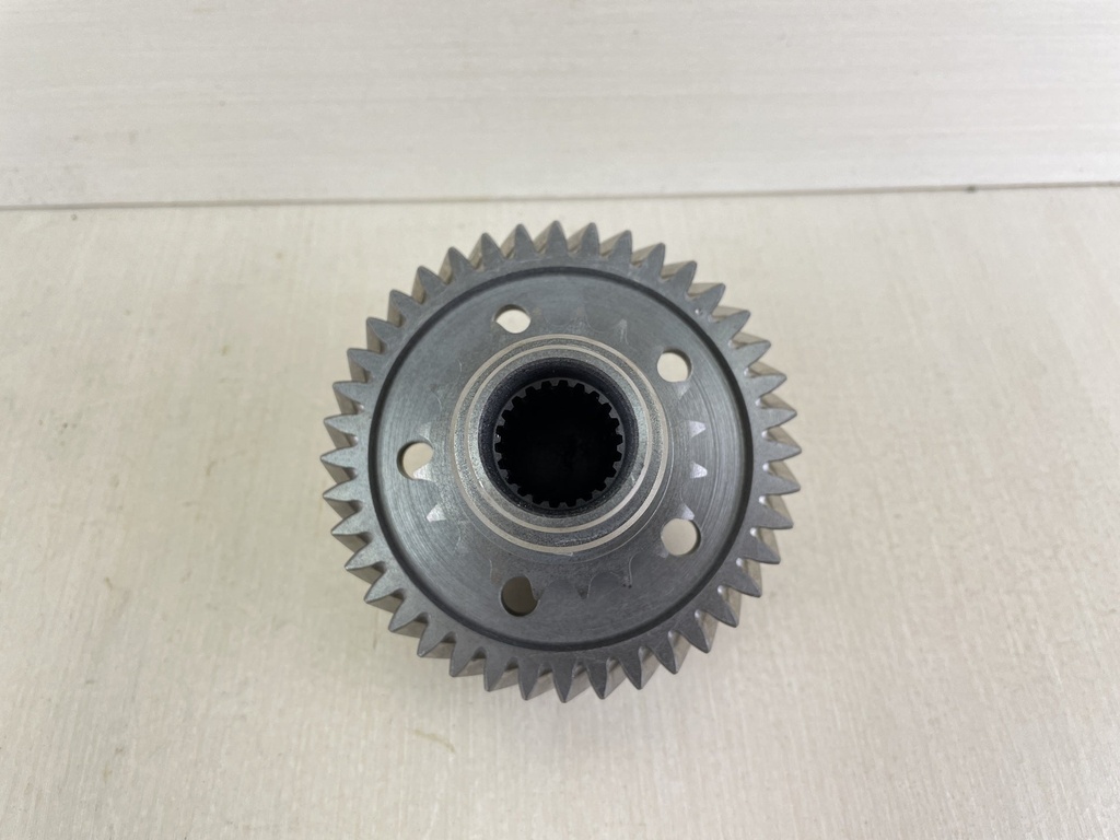 2004 Suzuki 225HP 4 Stroke Outboard Driven Gear 12730-93J02