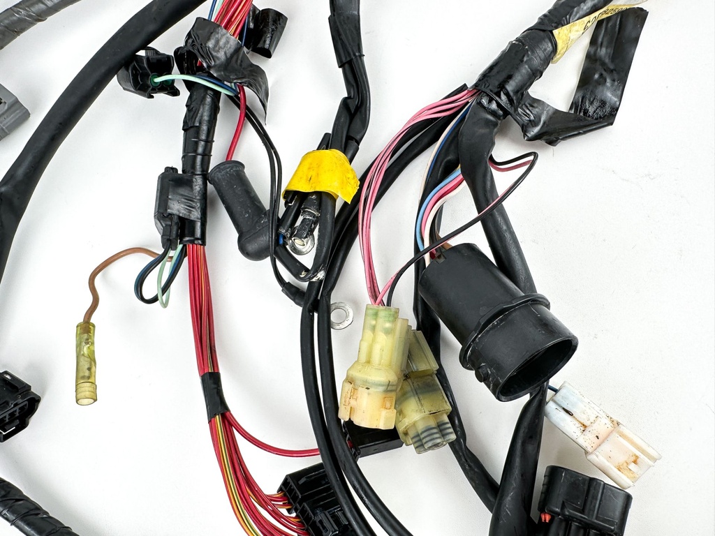 2015 Yamaha 150 HP 4 Stroke Outboard Engine Wire Harness 63P-82590-A0-00 OEM