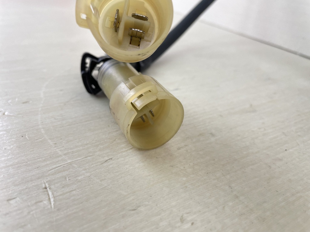 2004 Suzuki 225HP 4 Stroke Outboard Battery Charge Coil Stator 32120-93J00