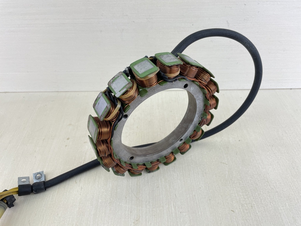 2004 Suzuki 225HP 4 Stroke Outboard Battery Charge Coil Stator 32120-93J00