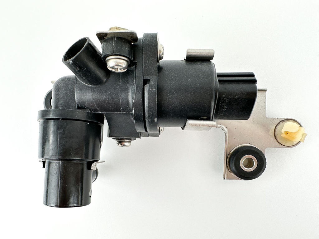 2011 Yamaha 115 HP 4 Stroke Outboard Idle Speed Control Valve ISC IAC 6C5-13713-00-00 OEM
