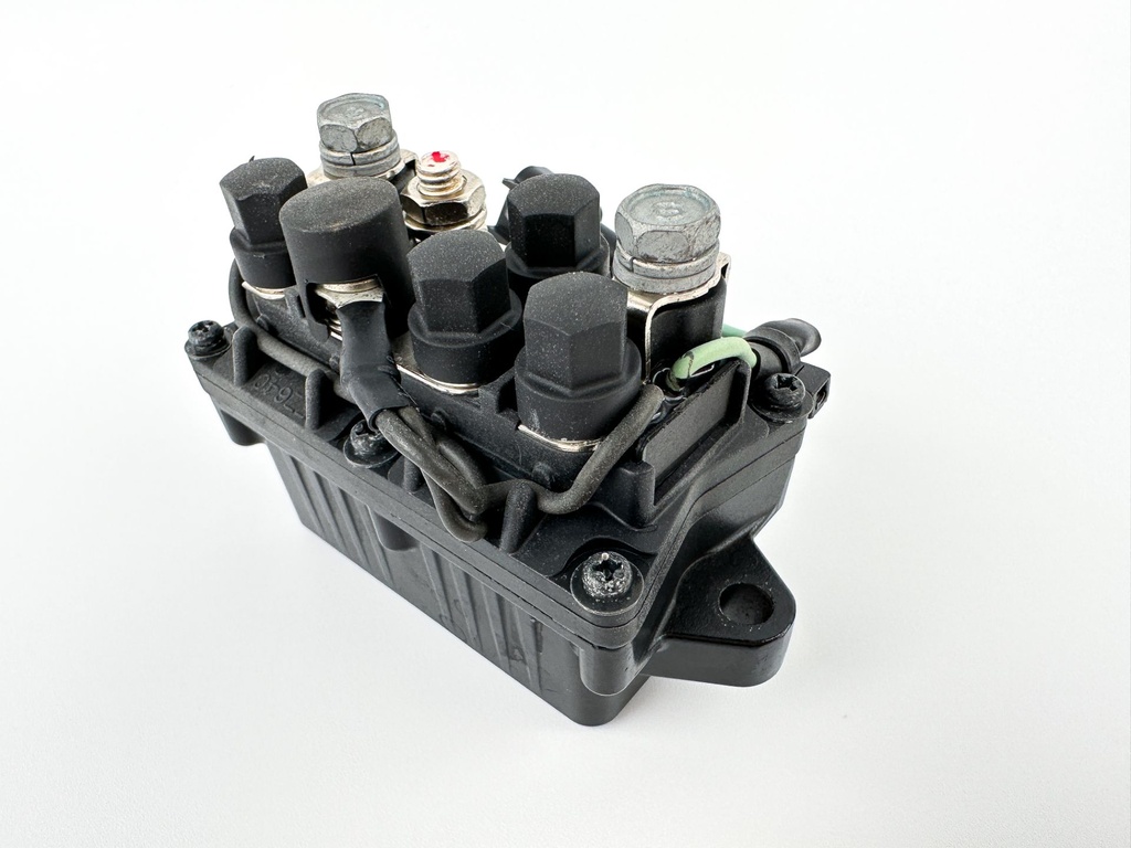 2011 Yamaha 115 HP 4 Stroke Outboard Trim Tilt Relay 63P-81950-00-00 OEM