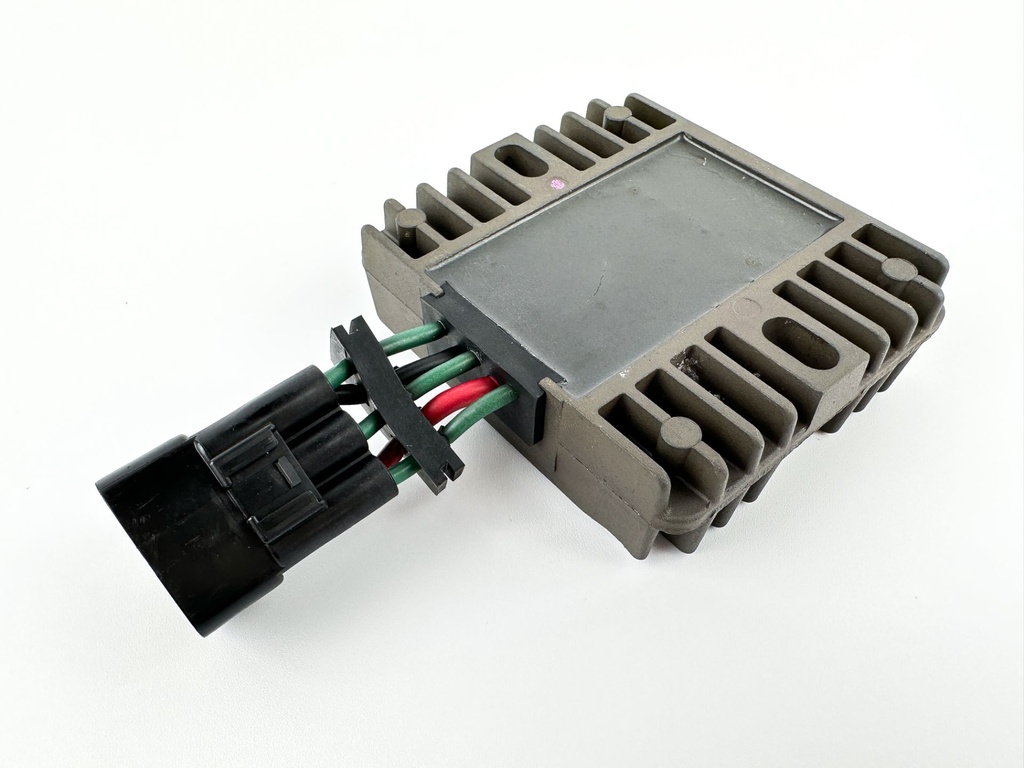 2011 Yamaha 115 HP 4 Stroke Outboard Rectifier & Regulator 68V-81960-10-00 OEM