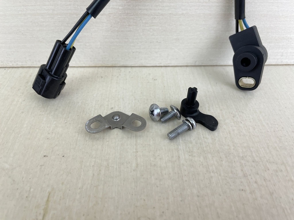 2004 Suzuki 225HP 4 Stroke Outboard Shift Position Sensor Assembly 13580-93J03