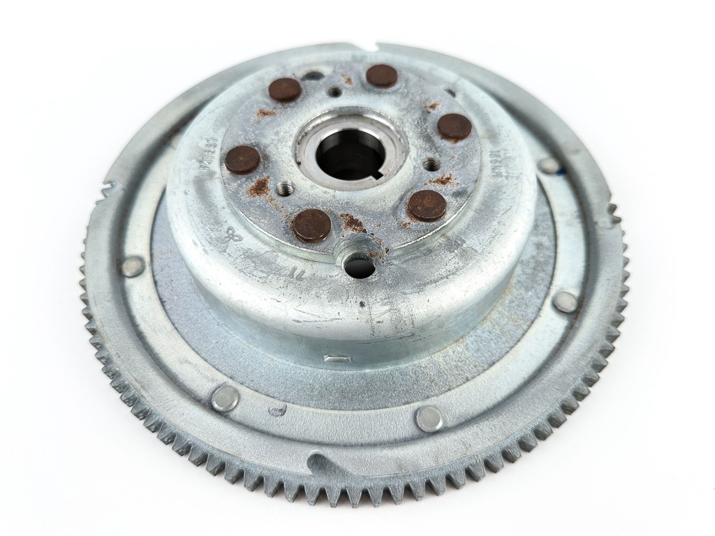 2011 Yamaha 115 HP 4 Stroke Outboard Flywheel Rotor 68V-81450-00-00 OEM