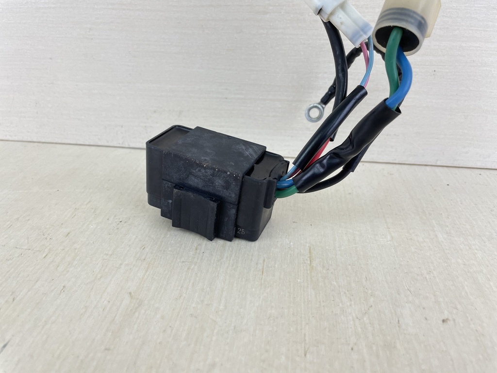 2004 Suzuki 225HP 4 Stroke Outboard PTT Relay Trim Tilt 38410-93J12