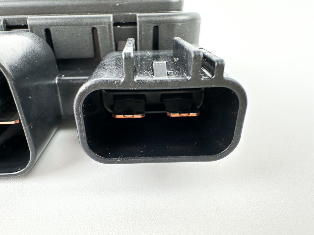 2018 Suzuki 200 HP 4 Stroke Outboard Trim Tilt Relay 38410-93J21 OEM