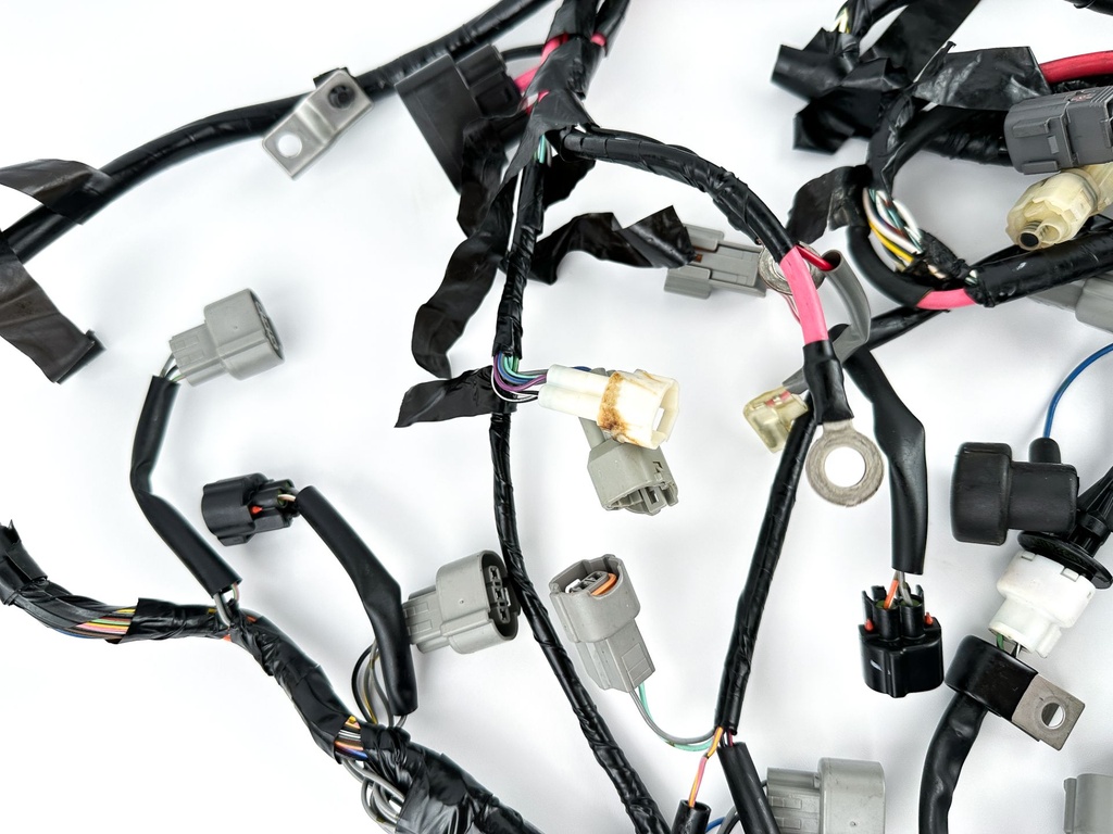 2018 Suzuki 200 HP 4 Stroke Outboard Engine Wire Harness 36610-96L61 OEM